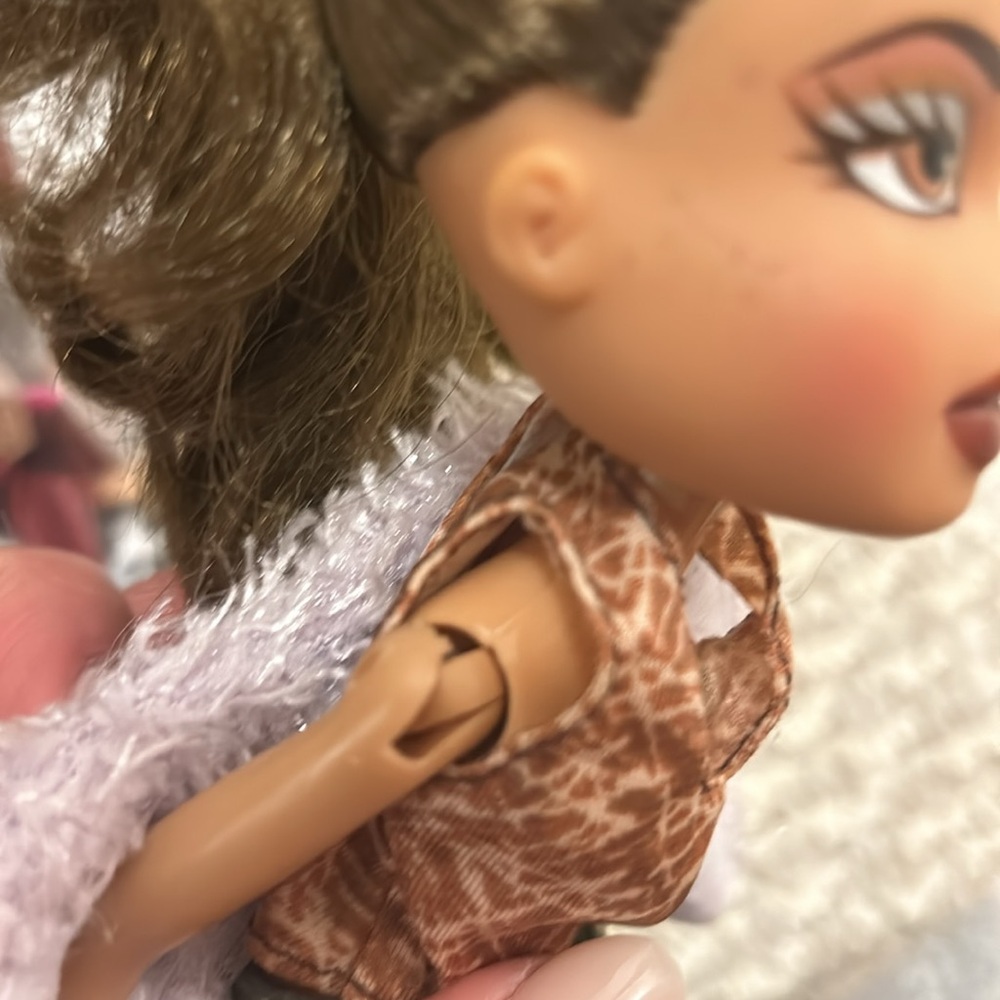 Vintage Bratz Dolls AS IS - Picture 9 of 9
